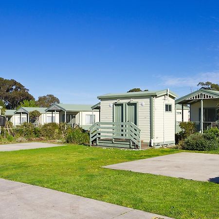 Sandhurst Motel Carrum Downs Exteriör bild
